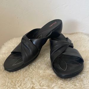Clarks Black Leather Sandal Small Heel